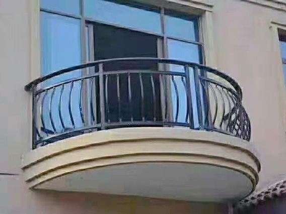 ��̨����